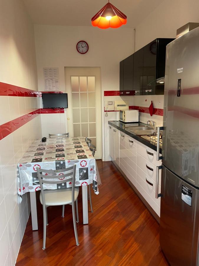 Adriano Metro & Comfort Suites - Affitti Brevi Italia ミラノ エクステリア 写真